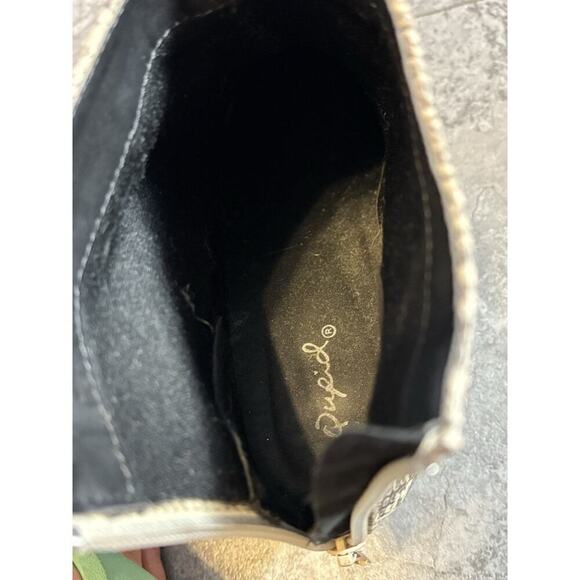 Qupid Booties Snake Skin Black White Block Heel Boots Womens Shoes 7 Pointed Toe - Picture 7 of 9